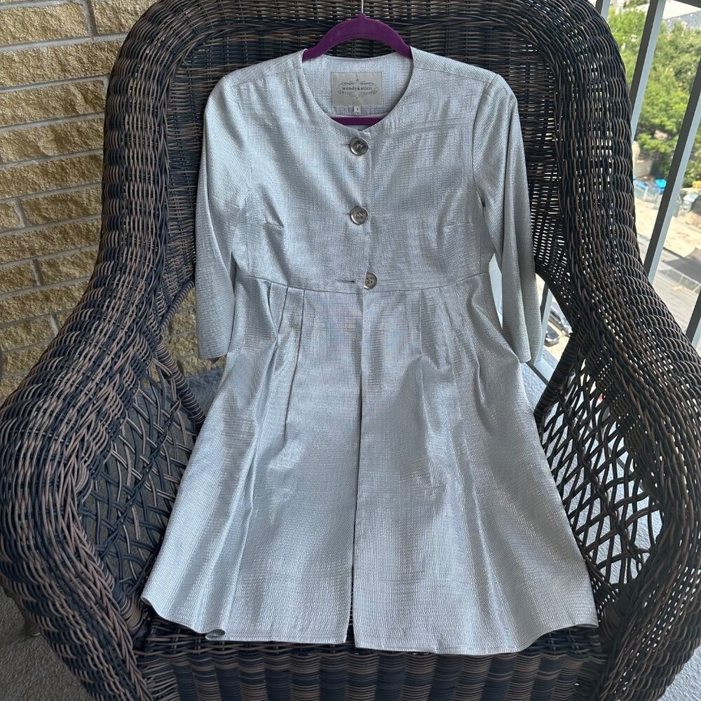 Shimmery silver jacket with pleats. NWOT. Size 4. $20